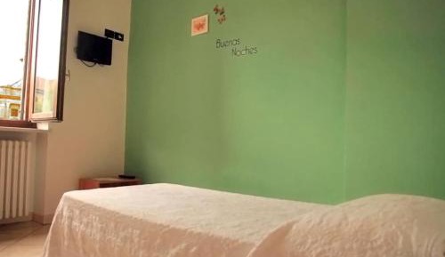 Standard Single Room with Shower