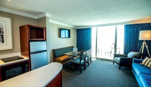 Suite with Ocean View