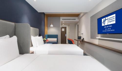 Standard Twin Room with Garden View