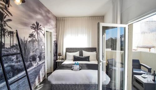 Premium Double Room with Balcony