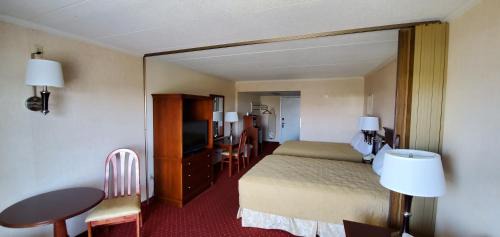 Queen Room with Two Queen Beds