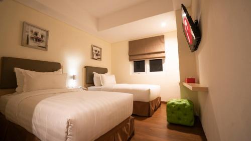 Superior Twin Room with View