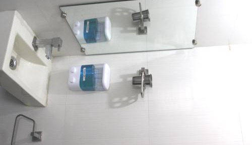 Quadruple Room with Private Bathroom