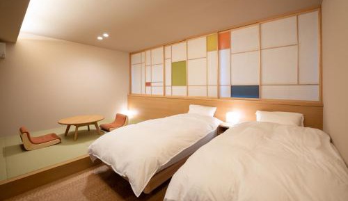 One-Bedroom Apartment 103