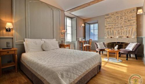 Deluxe Double Room with Bath