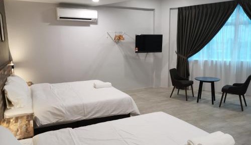 Deluxe King Room