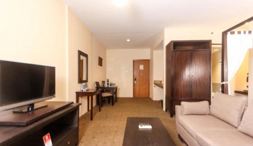 Junior Suite Village View