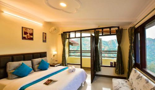 Deluxe Double Room with Balcony