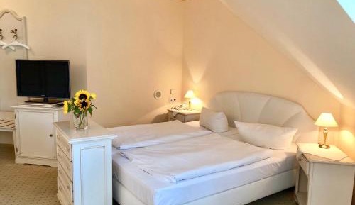 Deluxe Junior Suite