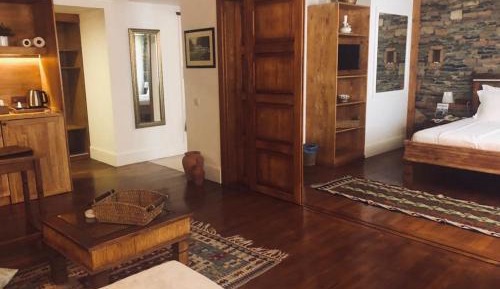 Deluxe Suite with Sea View