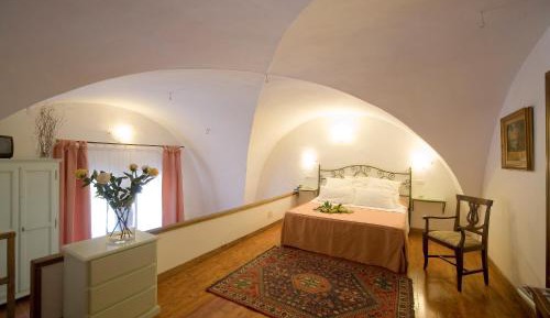 Classic Quadruple Room