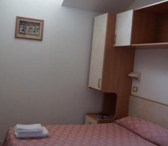 Family Room attic with Private Bathroom 