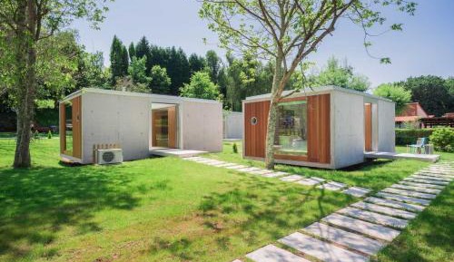 Deluxe Bungalow with Garden View