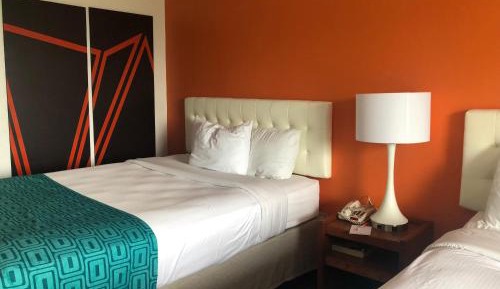Queen Room with Two Queen Beds - Non-Smoking