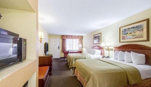 Queen Room with Two Queen Beds