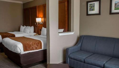 Queen Suite with Two Queen Beds - 2nd Floor