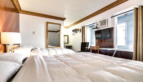 Double Room with Two Double Beds - Non-Smoking