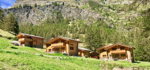 Superior Chalet