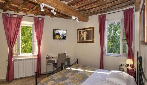 Double Room with Private Bathroom