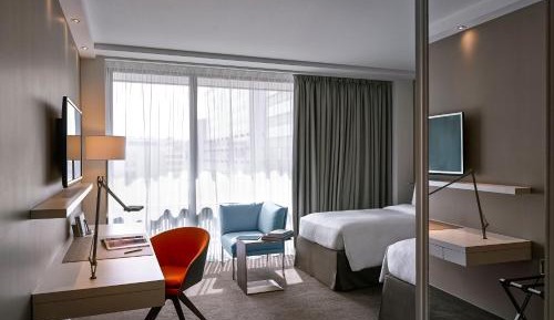 Classic Twin Room with Balcony and Garden View