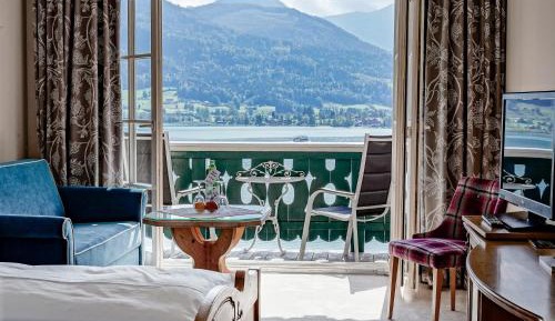Double Room with Balcony and Lake View