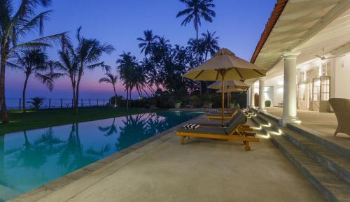 Villa - Beach Front