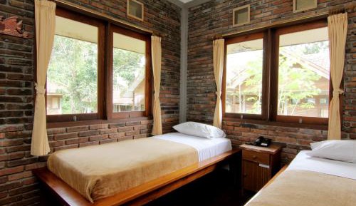 Two-Bedroom Cottage