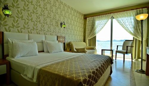 Standard Double Room with Sea View