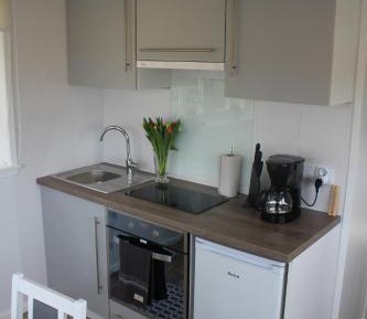 Apartment with Shower