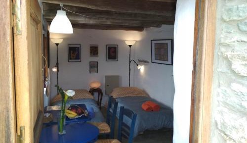 Twin Room with Private Bathroom