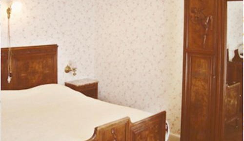 Family Suite with Garden View