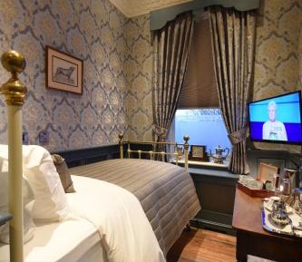Deluxe Single Room