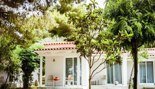 Bungalow with Sea View