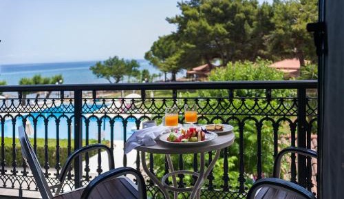 Standard Double or Twin Room with Sea View