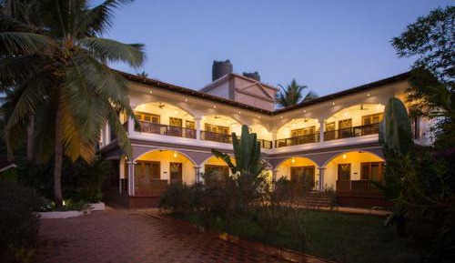 Deluxe Courtyard Room 