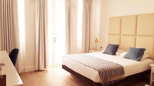 Suite with Air-Conditioning