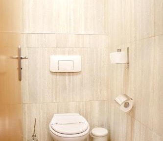 Deluxe Twin Room with Balcony