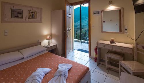 Double Room with Mountain View