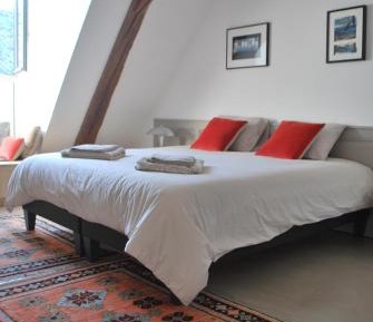 Triple Room with Bathroom
