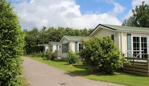 Deluxe Chalet (6 Adults)