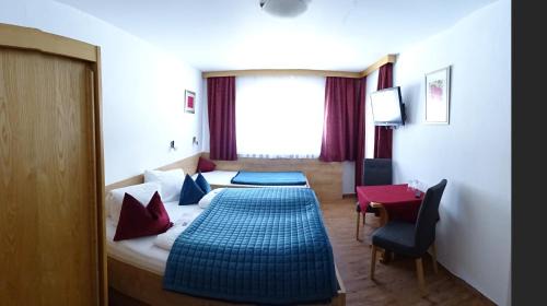 Triple Room with Balcony