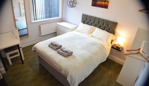 Double Room with Shared Bathroom