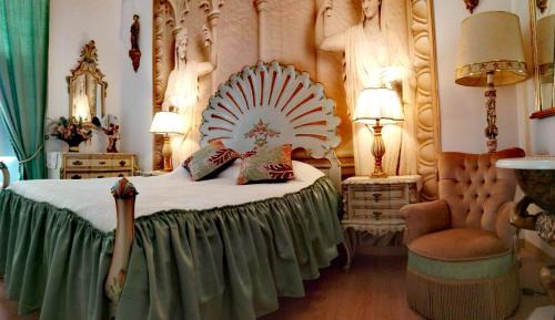 Double Room with Private External Bathroom