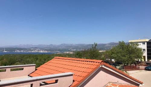 Studio Apartment with Sea View