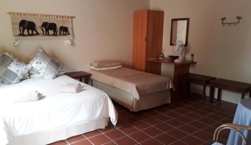 Triple Room with Garden View