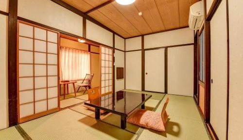 Japanese-Style Twin Room