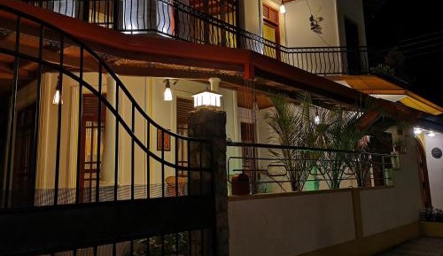 Deluxe Double Room with Free 24 hours Check-in & Check-out