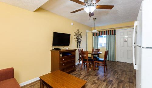 Two-Bedroom Suite - Ocean Front