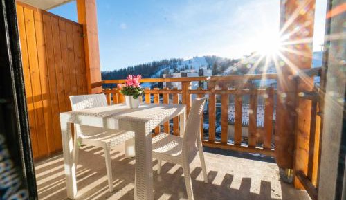 Apartment with Balcony