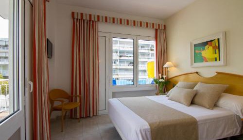 Double or Twin Room with Balcony